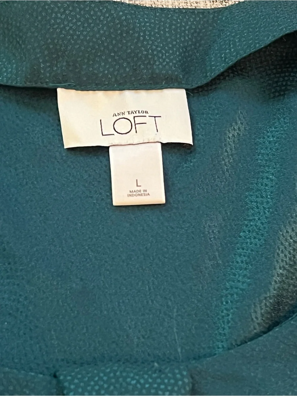 Ann Taylor LOFT Textured Keyhole Blouse Large Teal